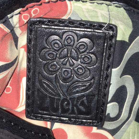 LUCKY BRAND BLACK LEATHER PURSE SUPER CUTE - Picture 7 of 8